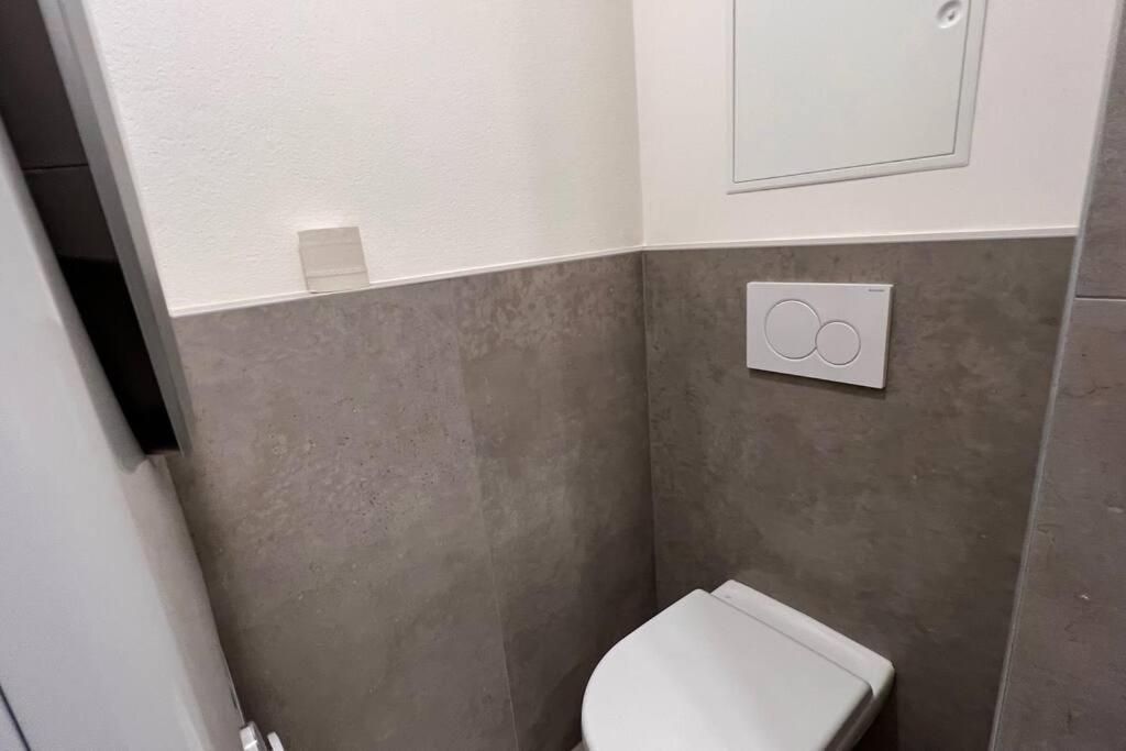 2 Room Apartment, New Building, Bosakova Street, 28 Bratislava Exterior foto