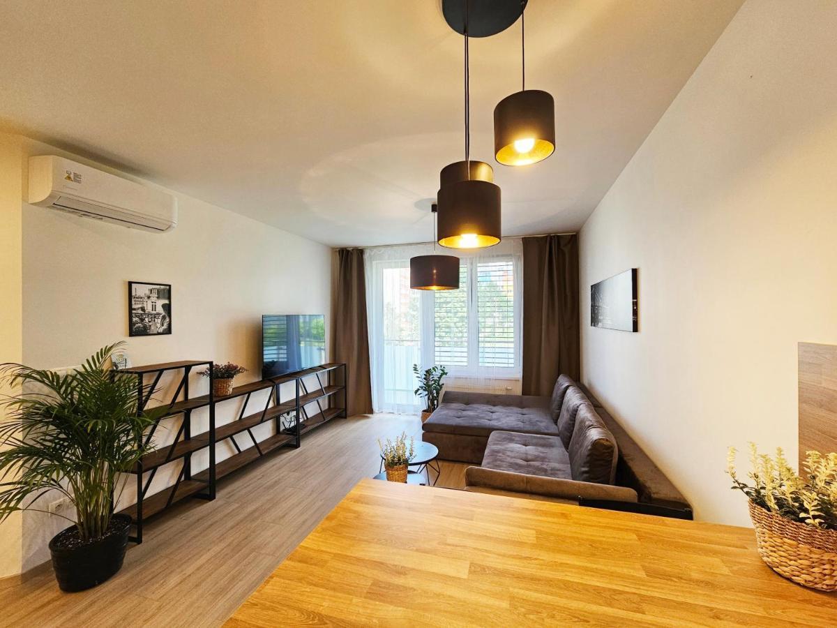 2 Room Apartment, New Building, Bosakova Street, 28 Bratislava Exterior foto